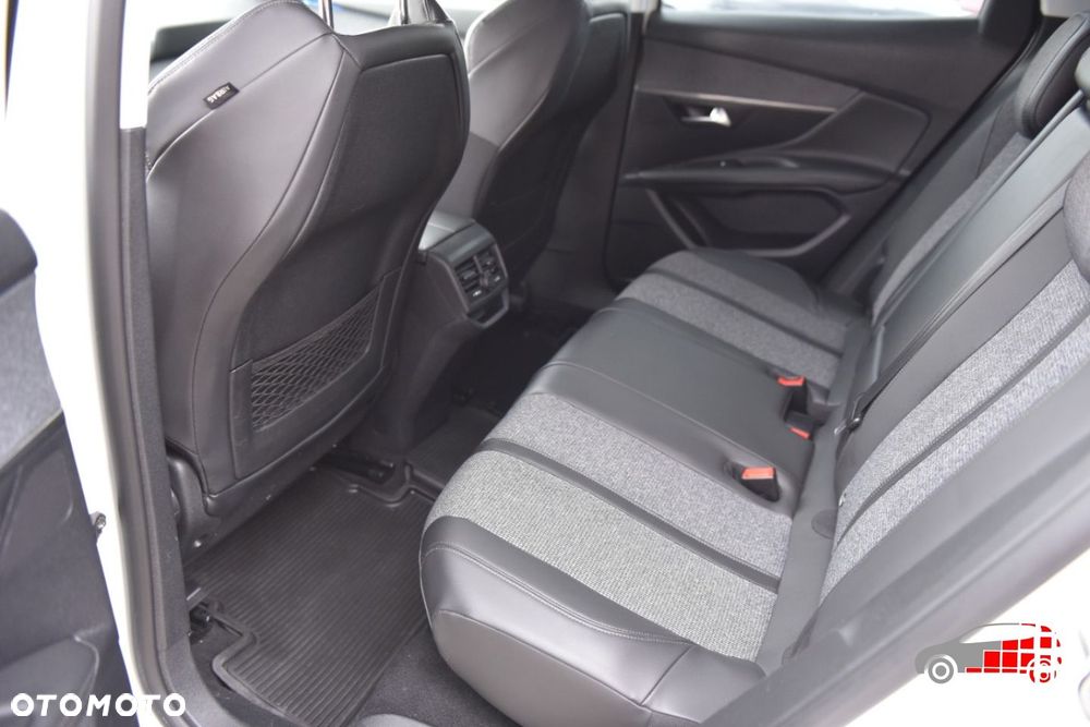 Peugeot 3008 - 19