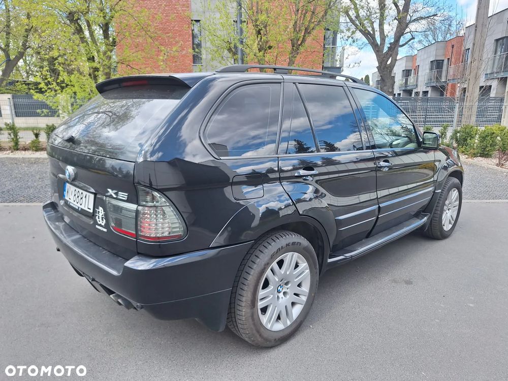 BMW X5 4.4i - 8
