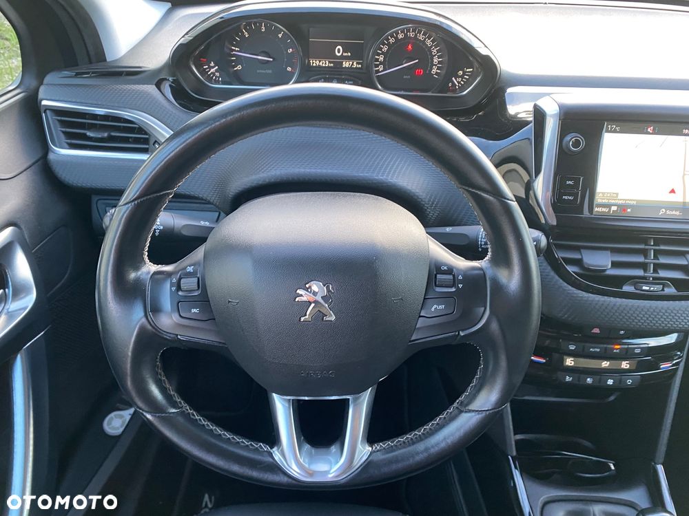 Peugeot 2008 BlueHDi 100 STOP & START Allure - 12