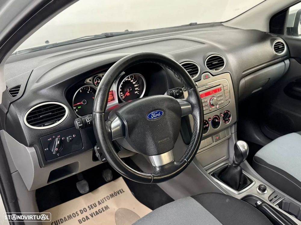 Ford Focus SW 1.6 TDCi Trend - 16