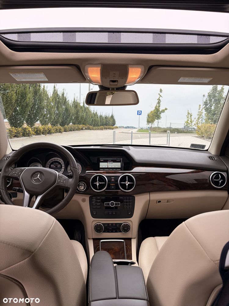 Mercedes-Benz GLK - 14