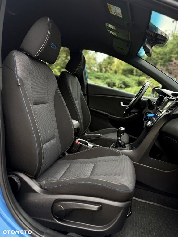 Hyundai i30 1.6 GDI Premium - 34