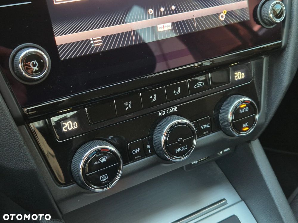 Skoda Octavia 1.4 TSI Ambition - 11