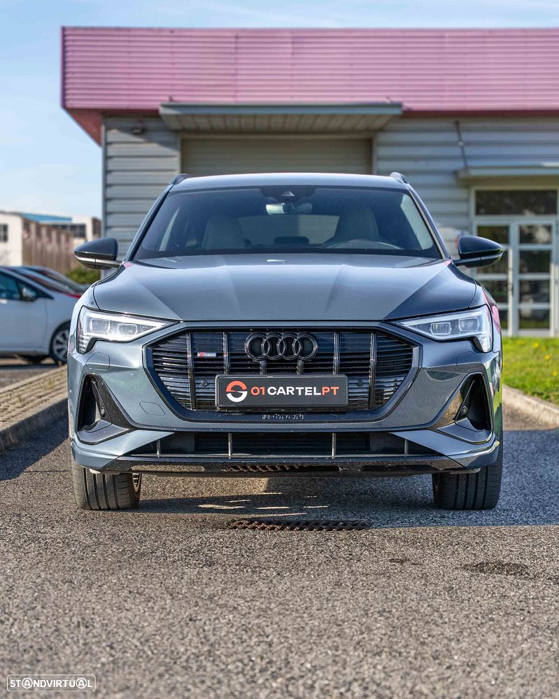Audi e-tron 55 quattro S line - 1
