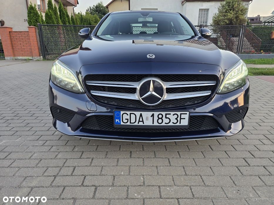 Mercedes-Benz Klasa C 220 d 9G-TRONIC - 24