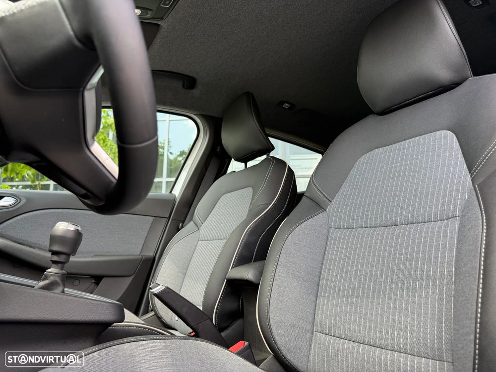 Renault Clio 1.0 TCe Techno Bi-Fuel - 14