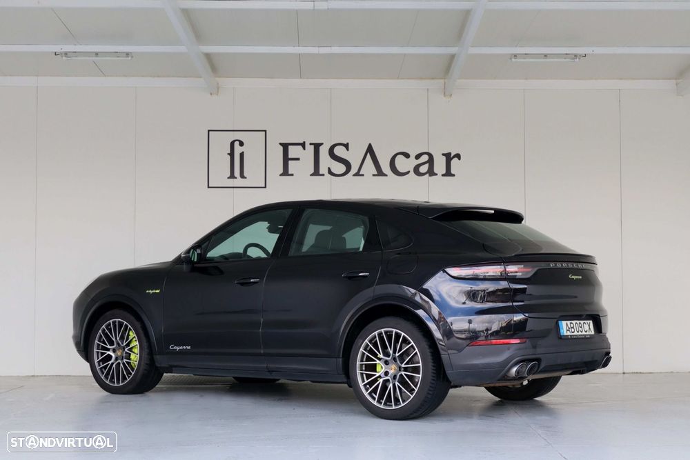 Porsche Cayenne Coupé E-Hybrid - 8