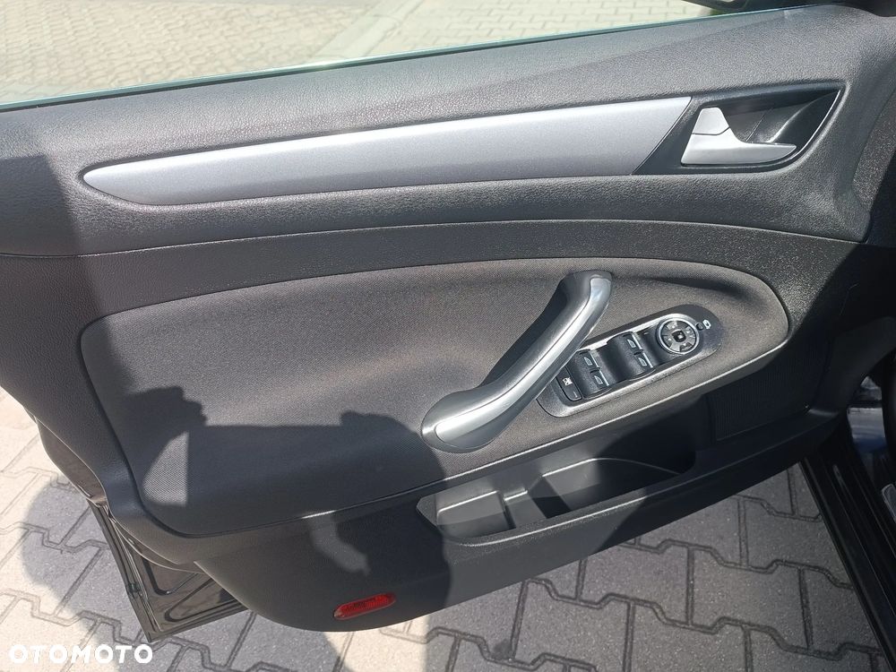 Ford Mondeo 2.0 TDCi Titanium - 12