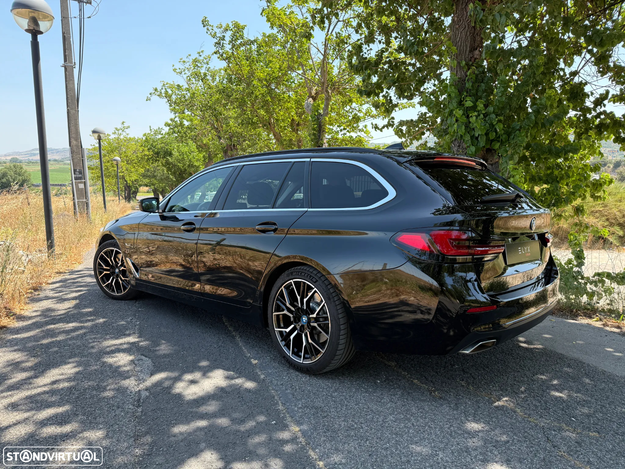 BMW 530 e Pack Desportivo M - 7