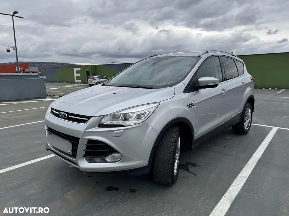 Ford Kuga 2.0 TDCi Powershift 4WD Titanium - 1