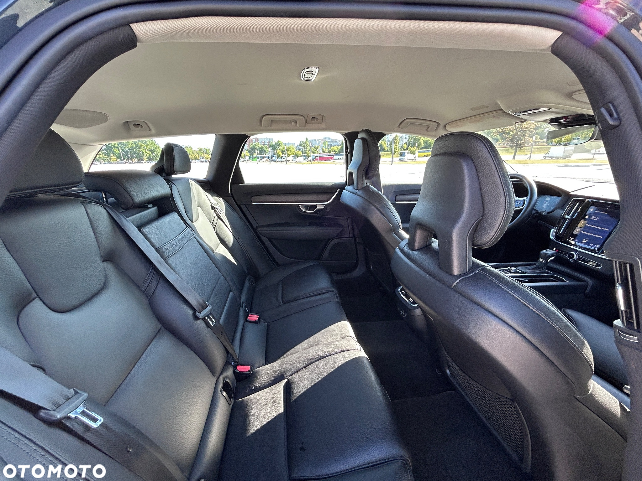 Volvo V90 D4 AWD Kinetic - 12