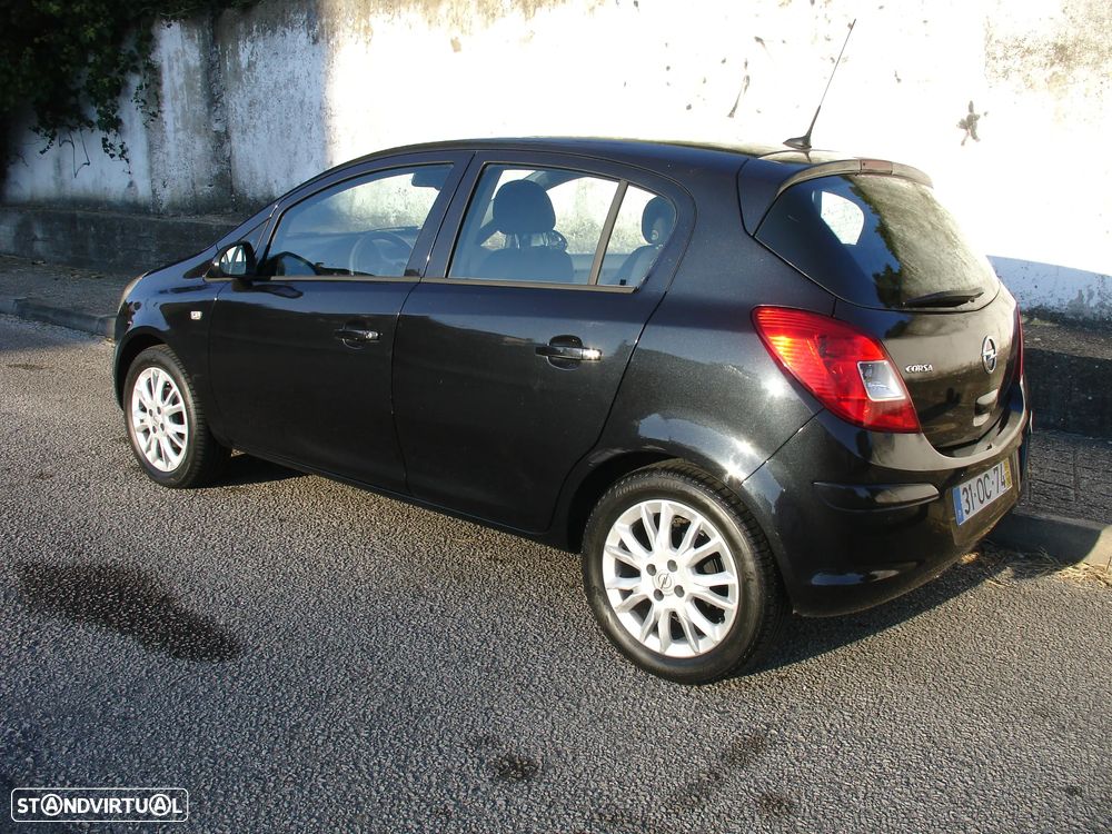 Opel Corsa 1.2 Enjoy - 3