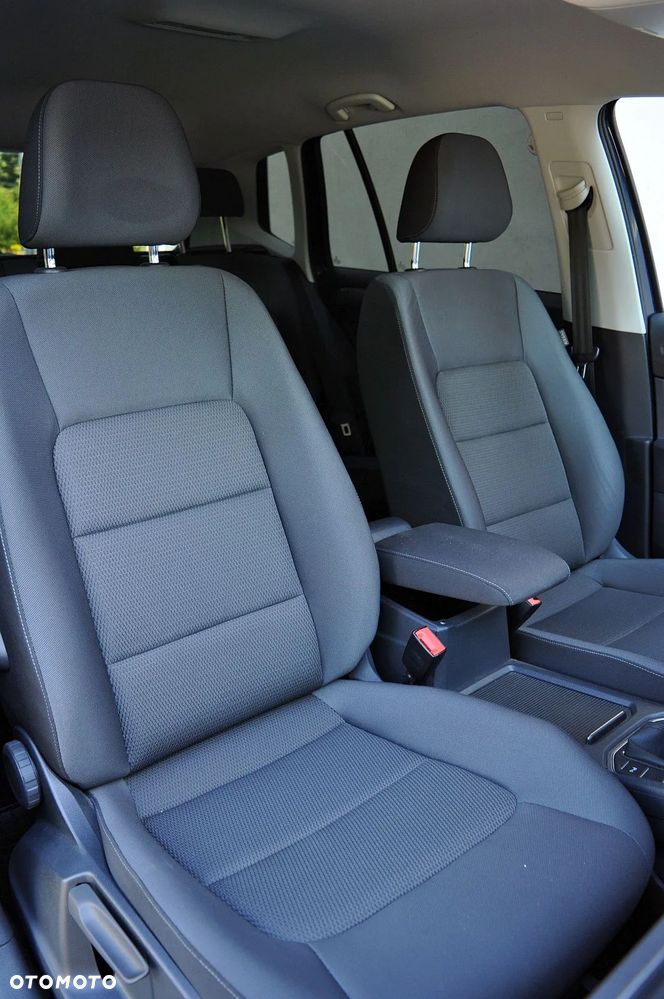 Volkswagen Golf Sportsvan 1.6 TDI BlueMotion Technology Comfortline - 25