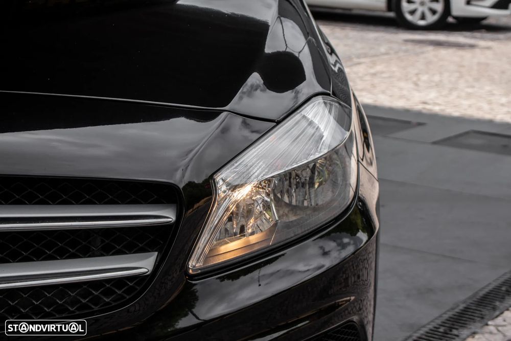 Mercedes-Benz A 180 CDI AMG Line - 8