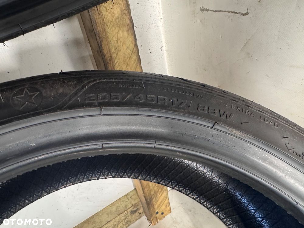 G-2928 205/45R17 88W GOODYEAR EAGLE F1 - 6