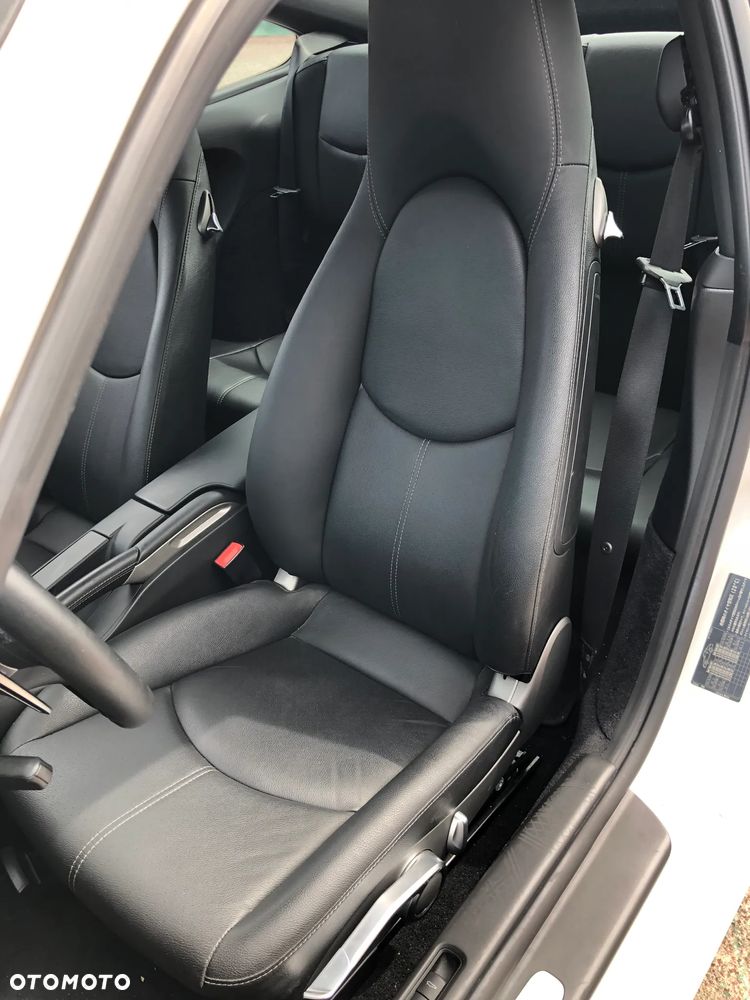 Porsche 911 Carrera 4S PDK - 20