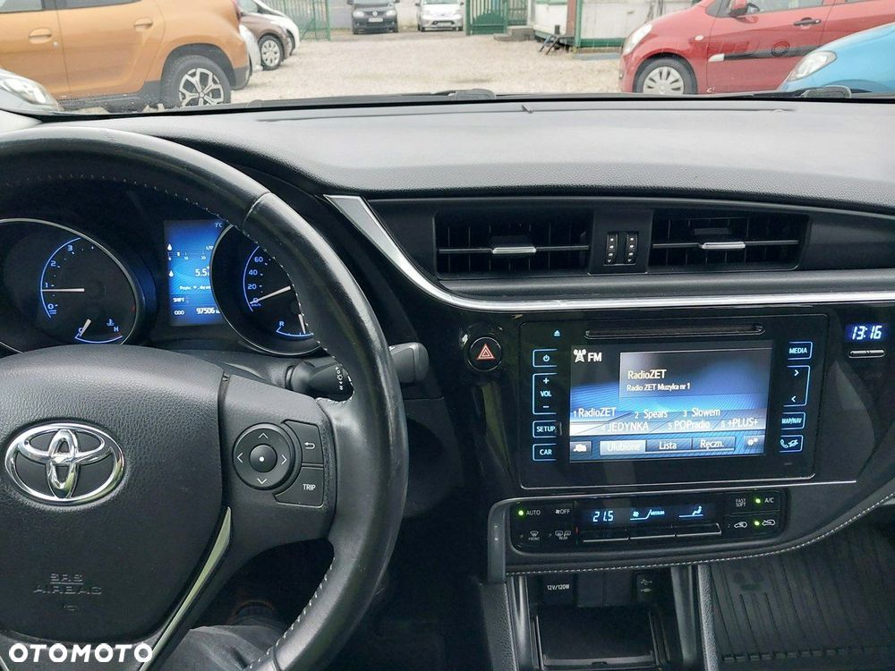 Toyota Auris 1.6 Premium - 21