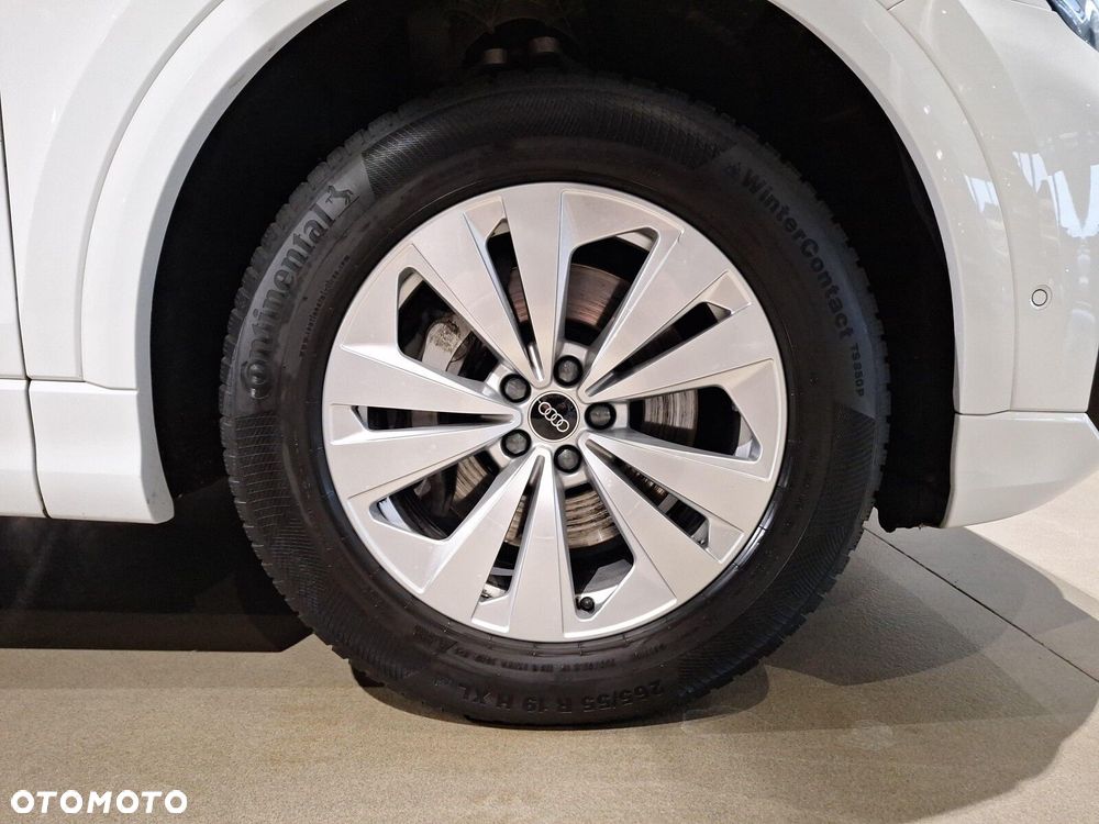 Audi Q8 - 40