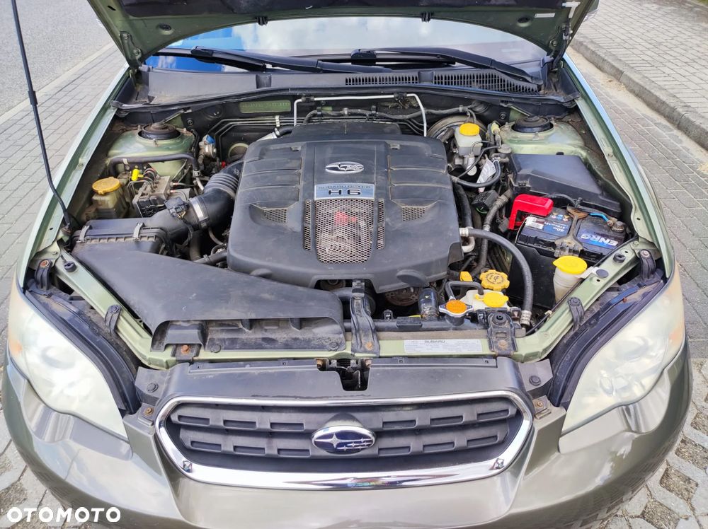 Subaru Outback 3.0 H6 - 11