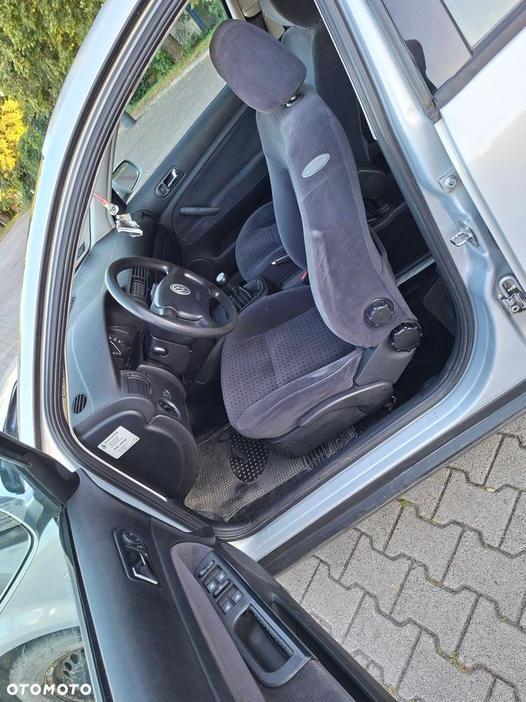 Volkswagen Passat - 2