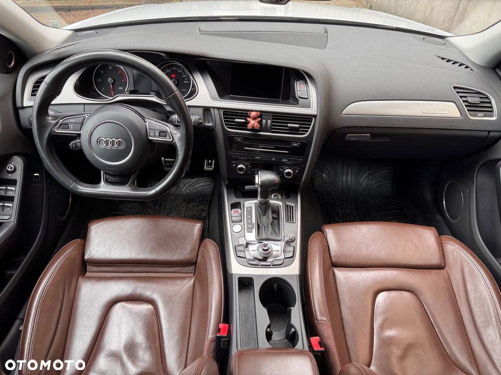 Audi A4 Allroad 3.0 TDI DPF S tronic - 14