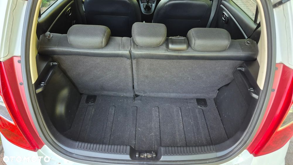Hyundai i10 1.1 Classic - 15