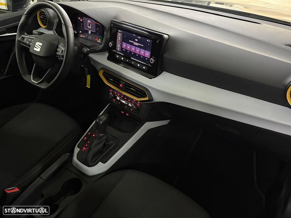 SEAT Arona 1.0 TSI Style DSG - 4
