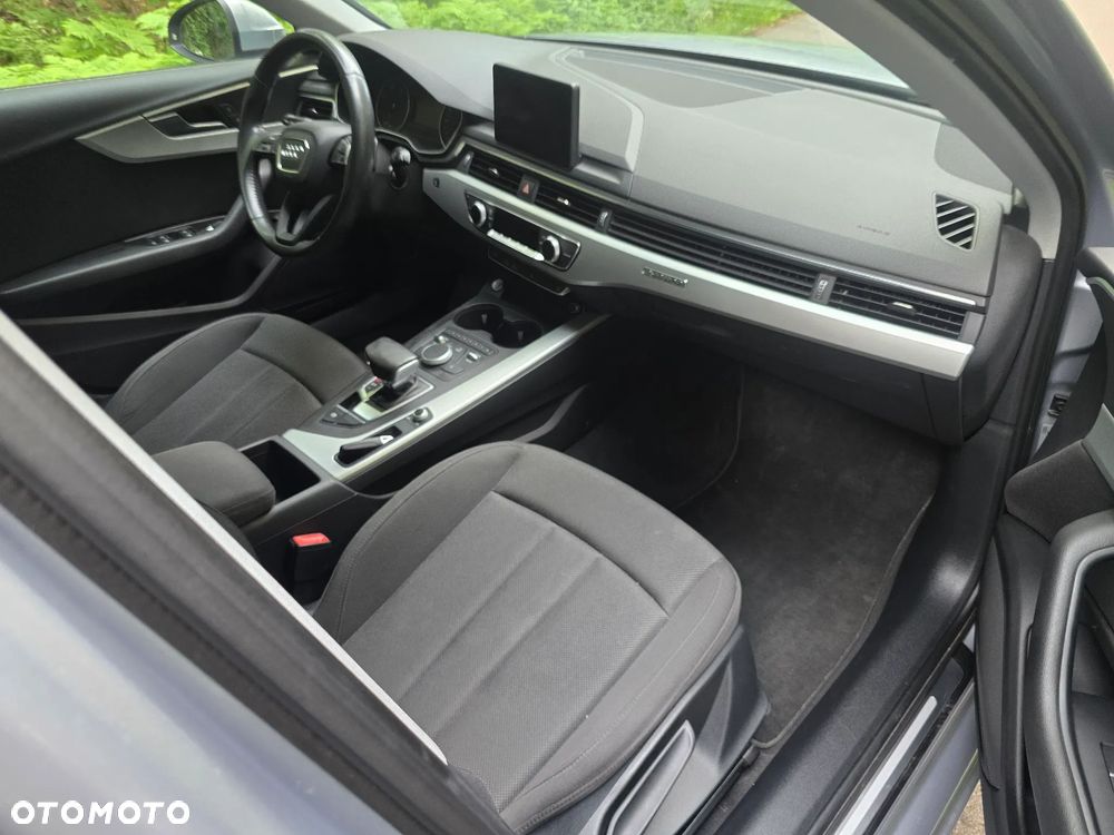Audi A4 Avant 2.0 TDI DPF clean diesel quattro S tronic Attraction - 27