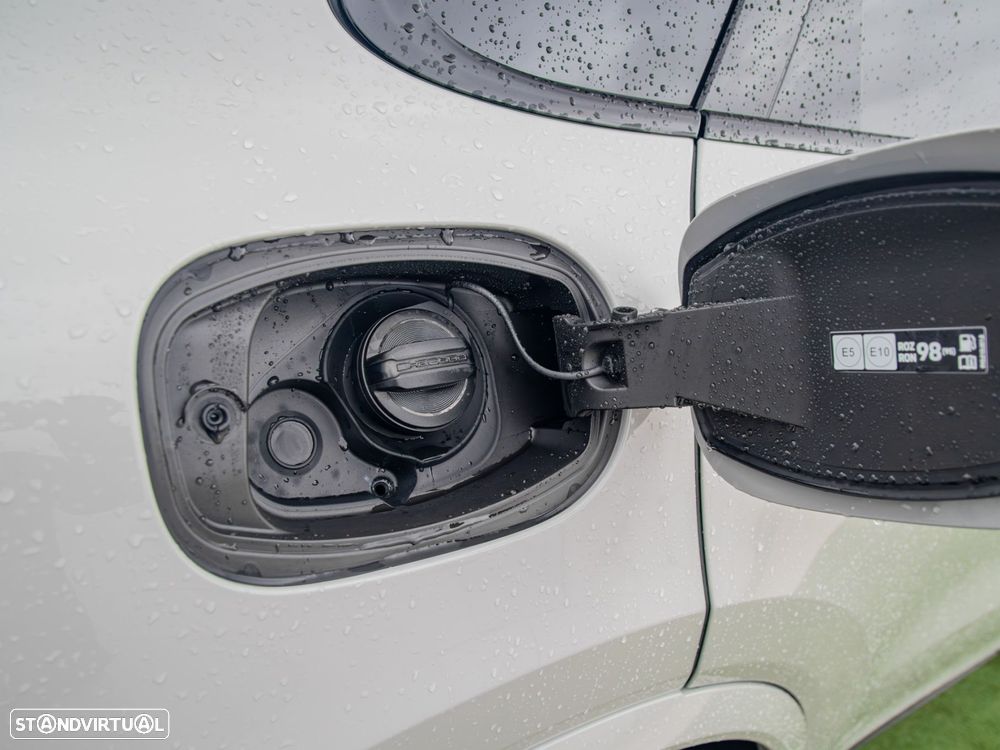 Porsche Cayenne Coupé E-Hybrid - 15