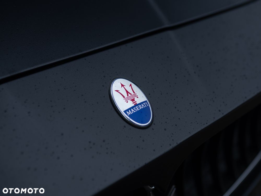 Maserati GranTurismo S - 23