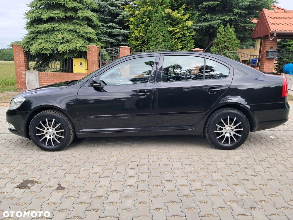 Skoda Octavia 1.6 SPORT EDITION - 4