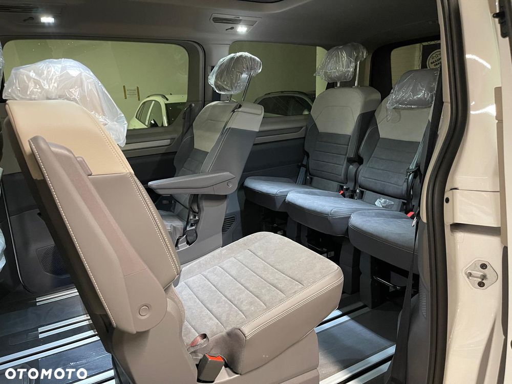 Volkswagen Multivan 1.5 eHybrid PHEV 180kW 4Motion L2 Edition DSG - 17