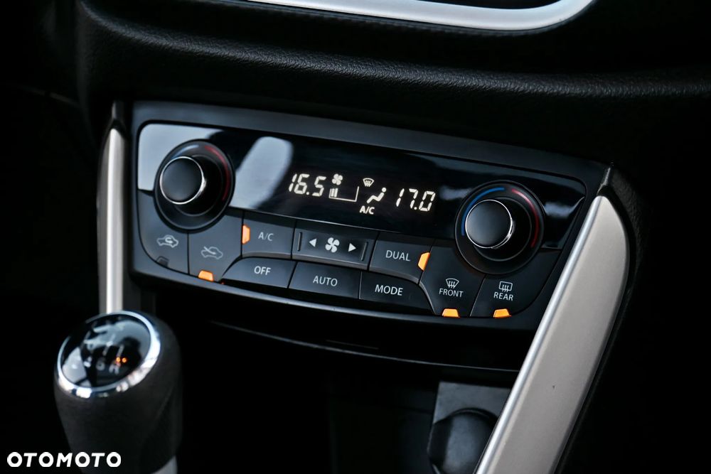 Suzuki SX4 S-Cross 1.6 DDiS Premium 4WD - 28