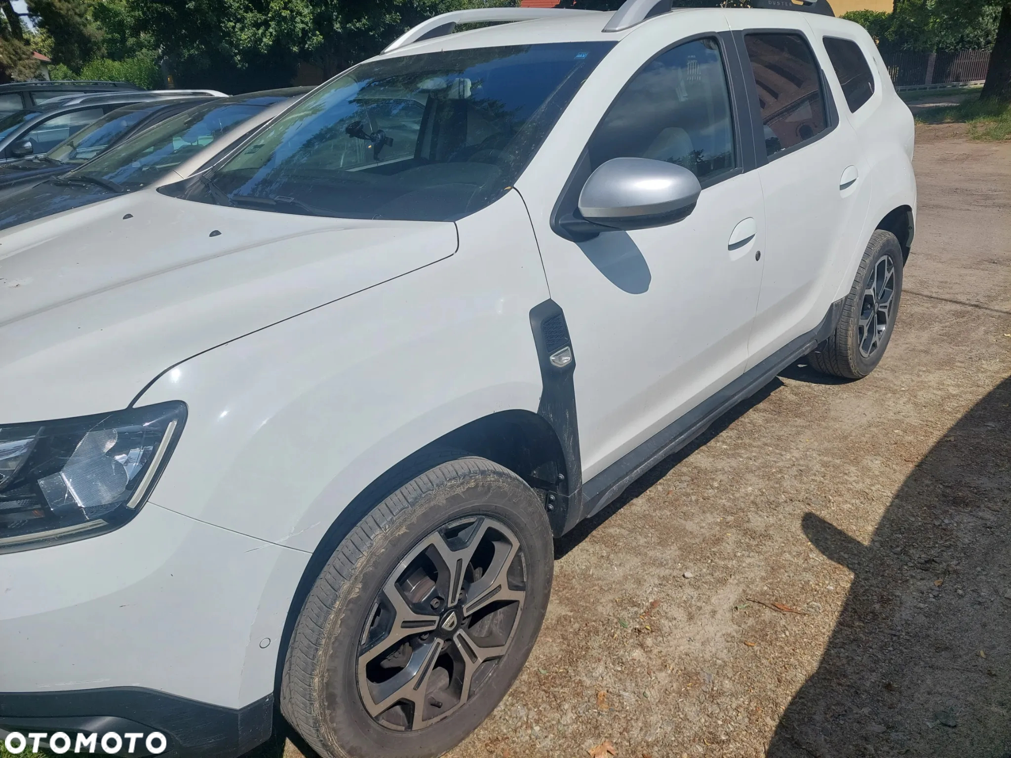 Dacia Duster 1.6 SCe S&S - 8