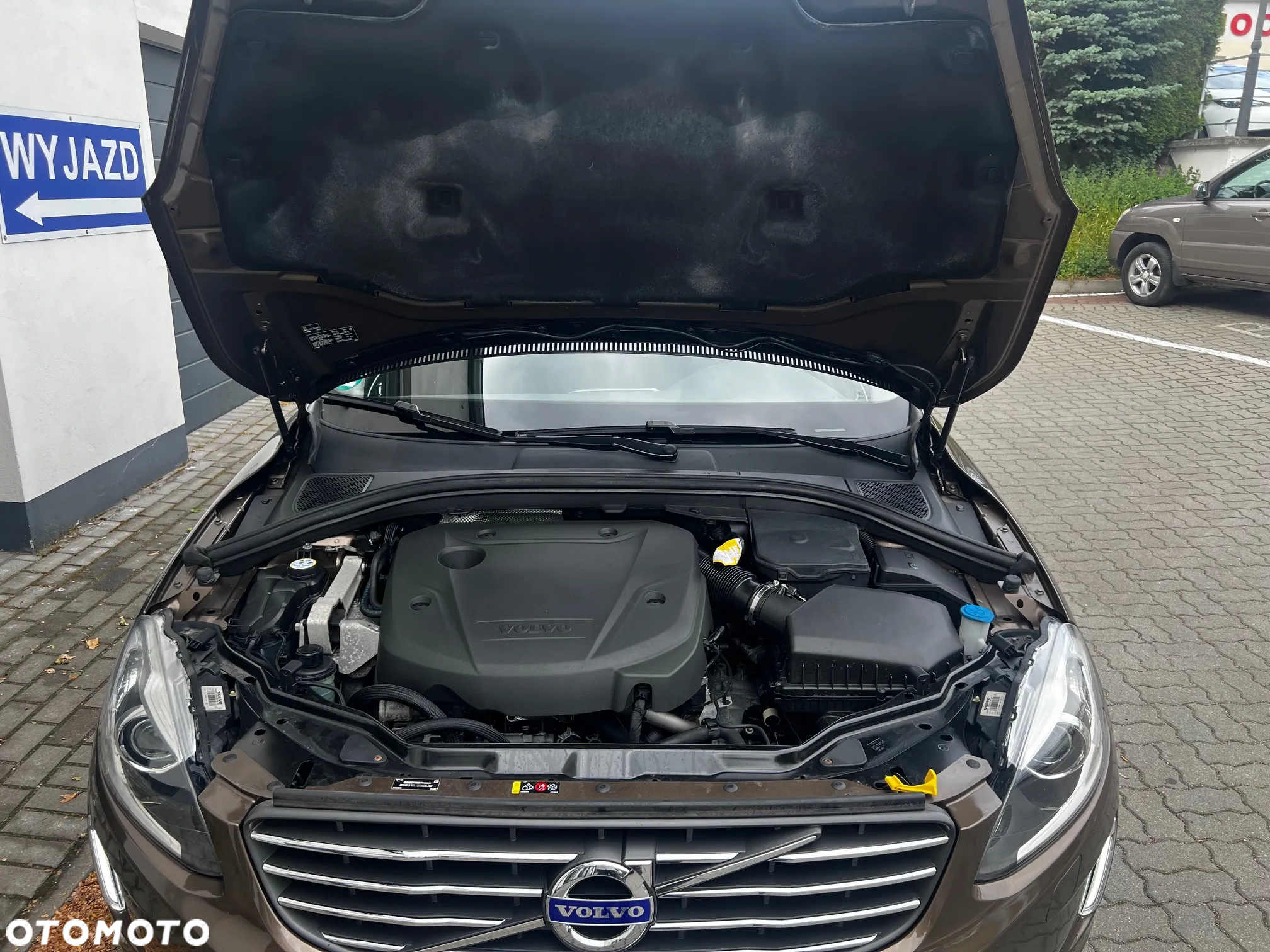Volvo XC 60 D4 Geartronic Momentum - 25