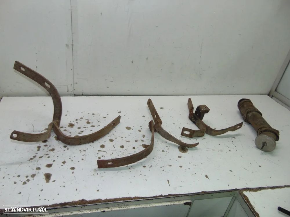 VolvoPV 544 bocal/Suportes - 1