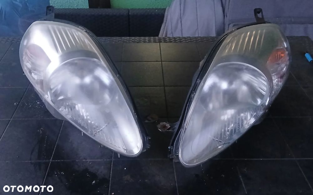 lampy przednie fiat grande punto