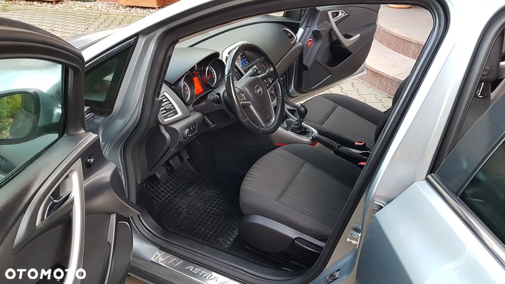 Opel Astra 1.4 T Cosmo - 18