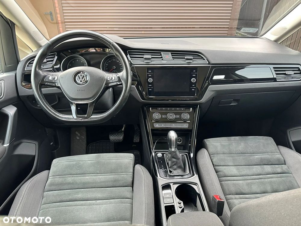 Volkswagen Touran 1.5 TSI EVO Highline DSG - 11