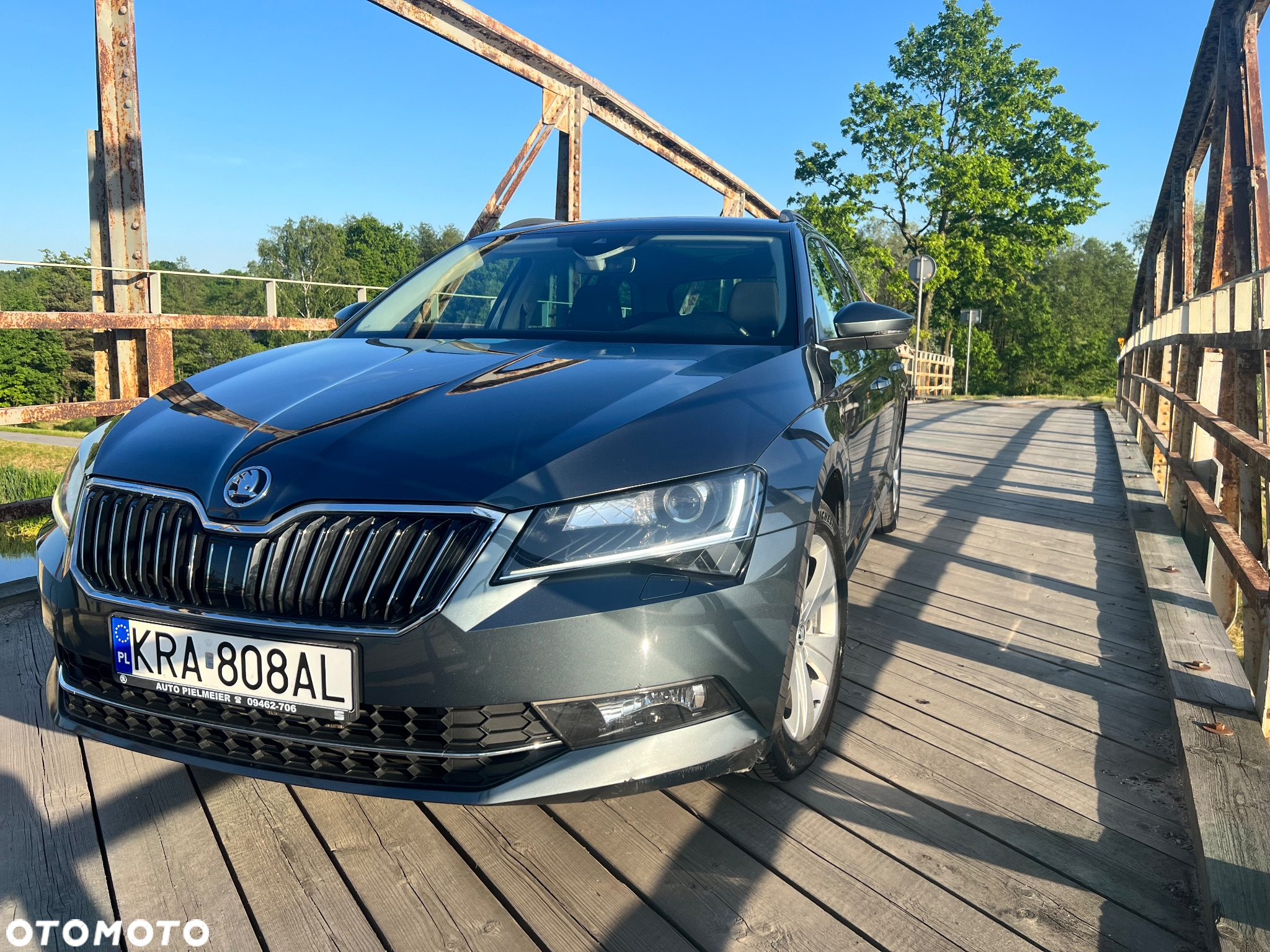 Skoda Superb 2.0 TDI Style DSG - 3