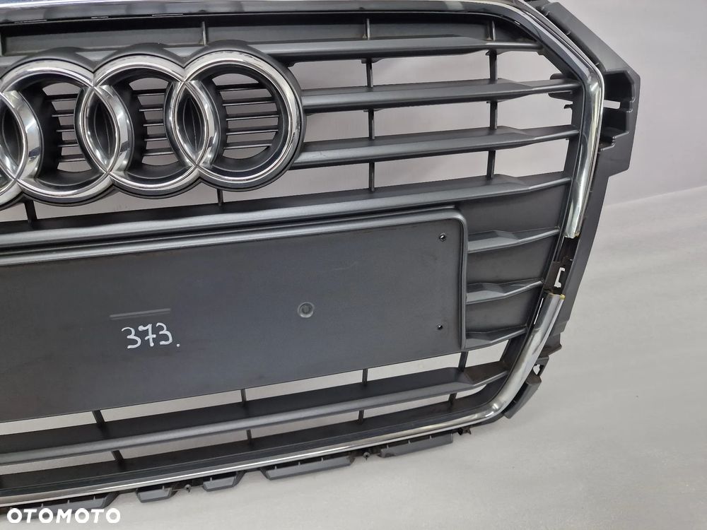 AUDI A1 8XA 14- ATRAPA / GRILL PRZEDNI PRZÓD , NR 8XA853651C / 8XA853651B , NR AUKCJI GL373 - 8