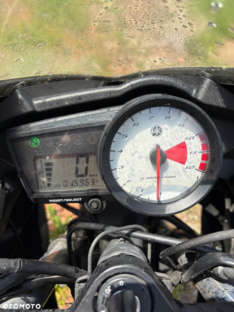 Yamaha YZF - 7