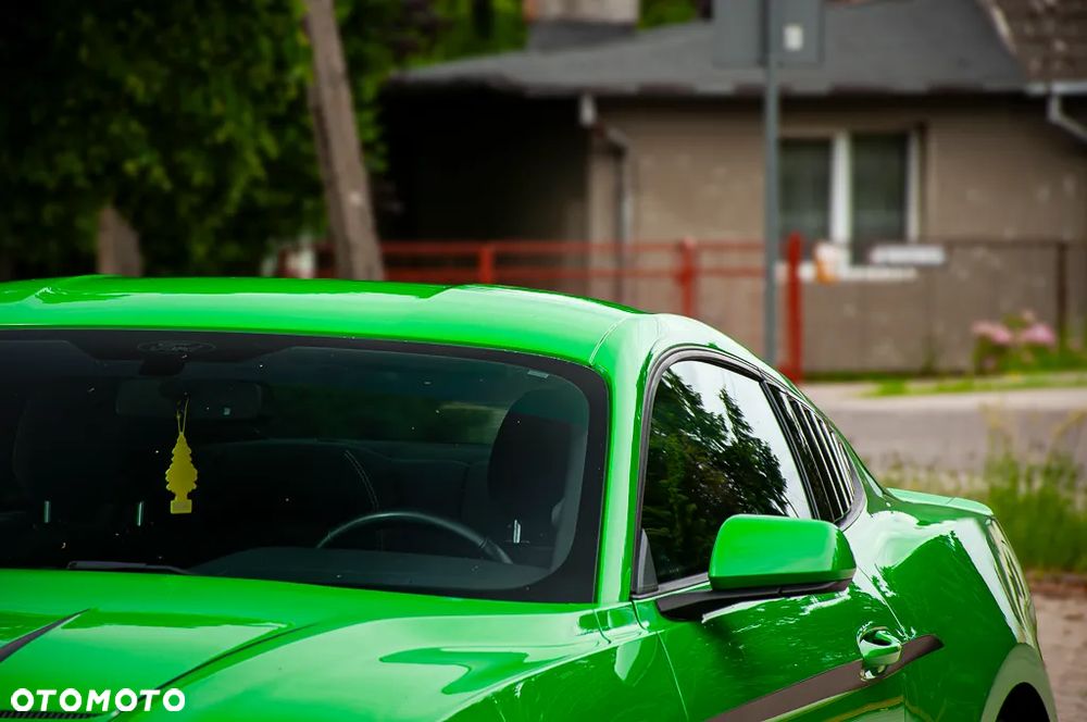 Ford Mustang - 28