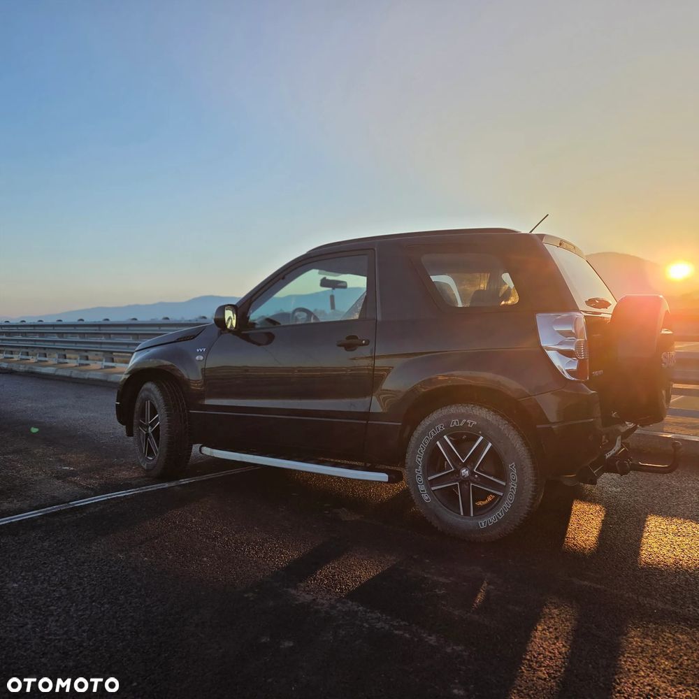 Suzuki Grand Vitara 1.6 De luxe - 5
