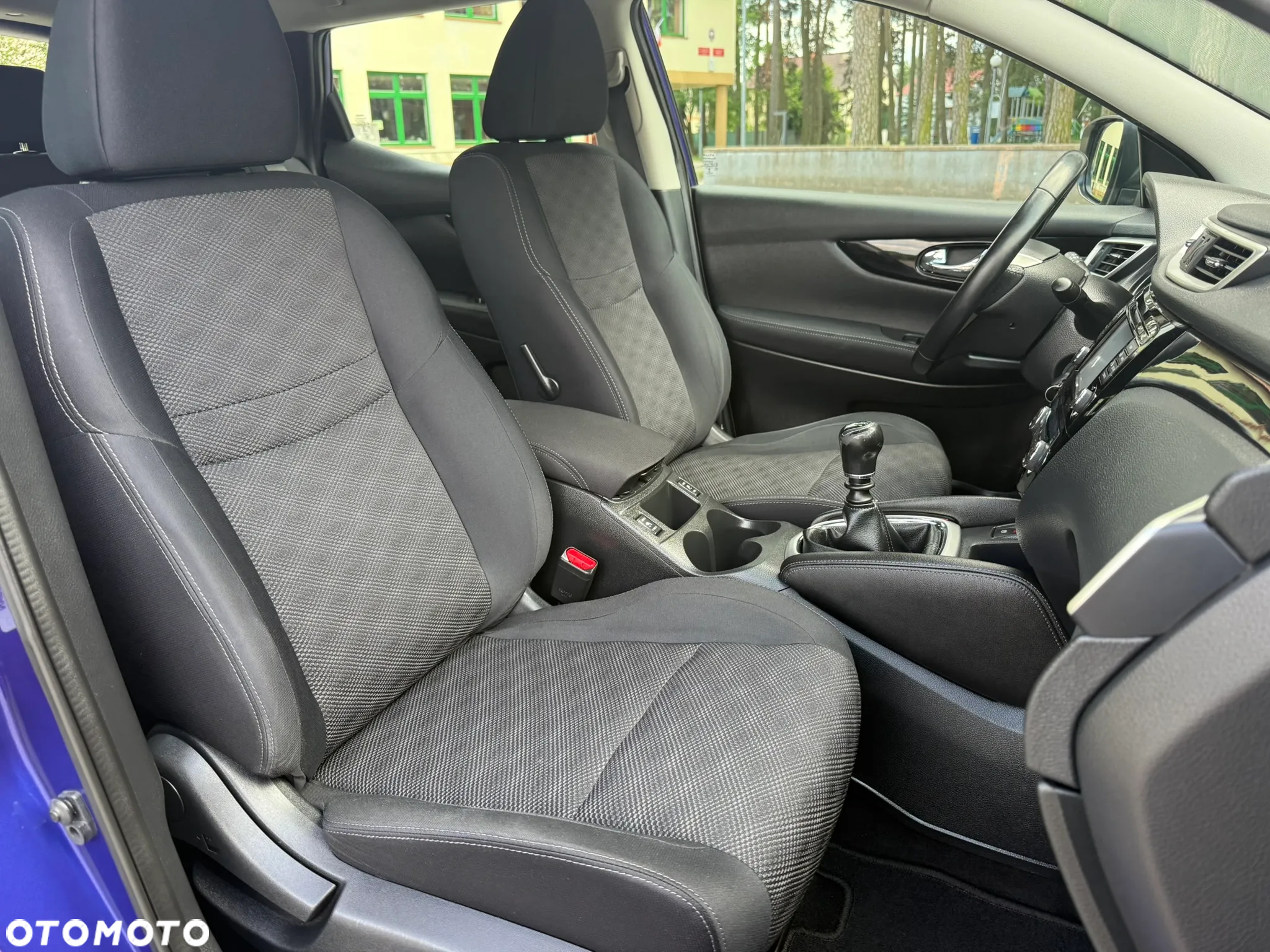 Nissan Qashqai 1.6 dCi Visia S&S - 35