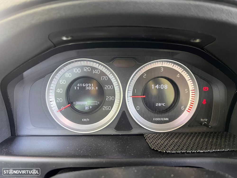 Volvo V70 2.0 D3 Summum - 10