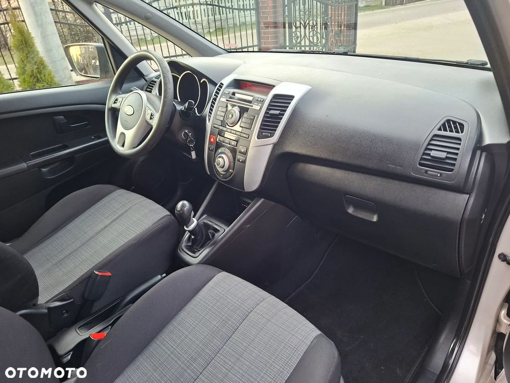 Kia Venga 1.4 CRDi 90 Attract - 34