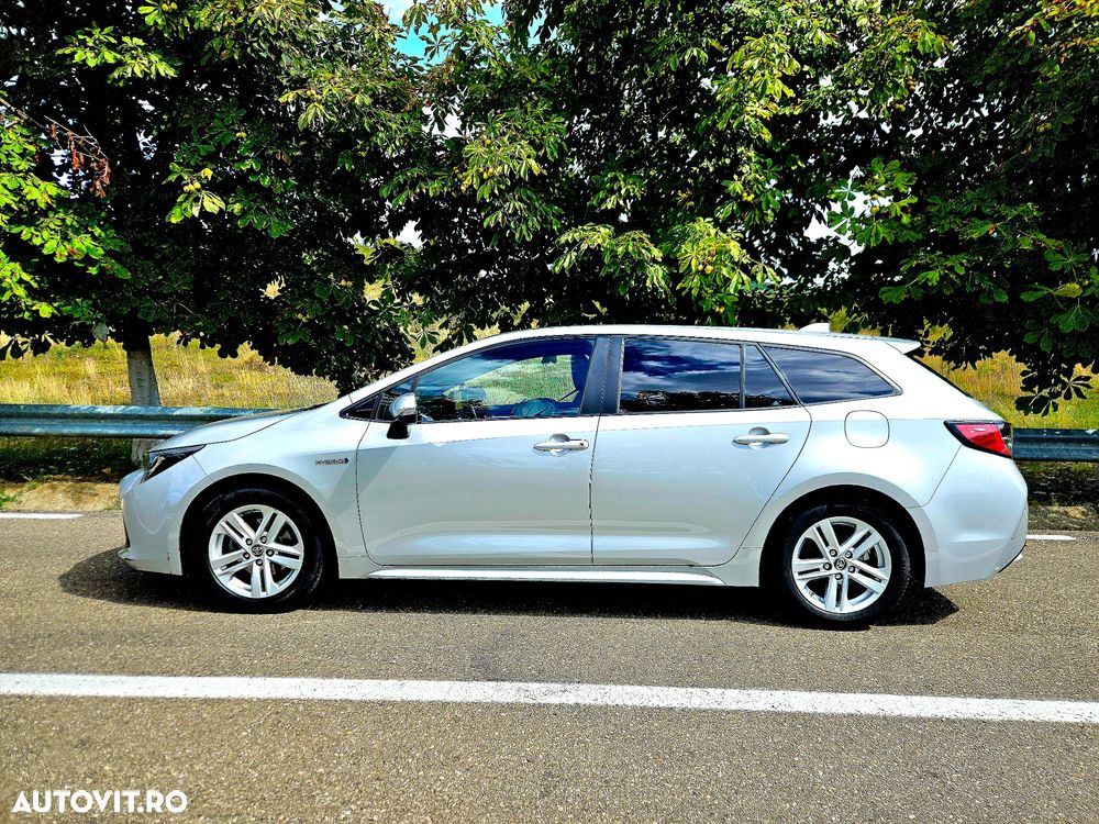 Toyota Corolla 1.8 HSD Dynamic - 3