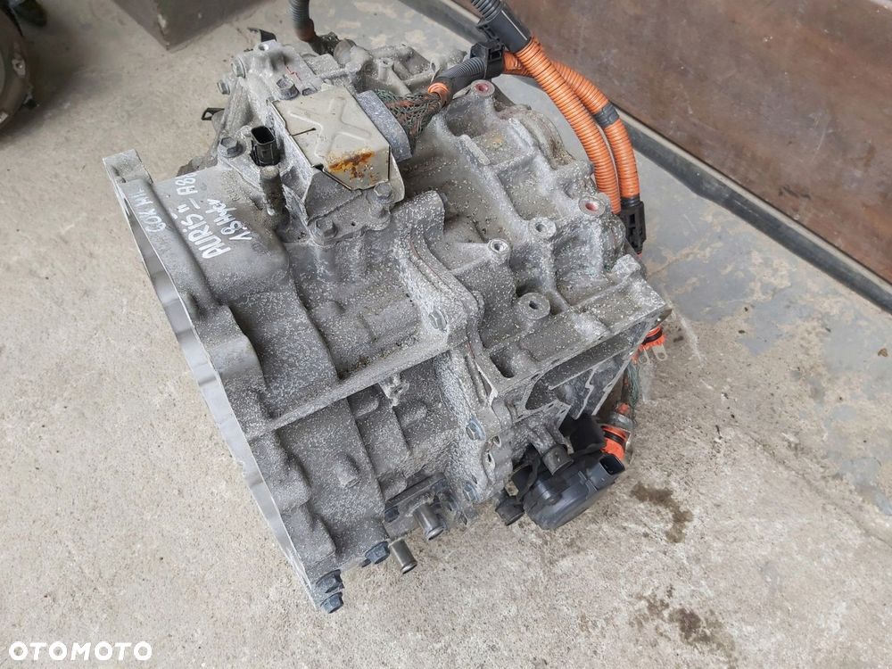 Toyota Auris II 1,8 hybryda skrzynia biegów 60tyś mil - 5