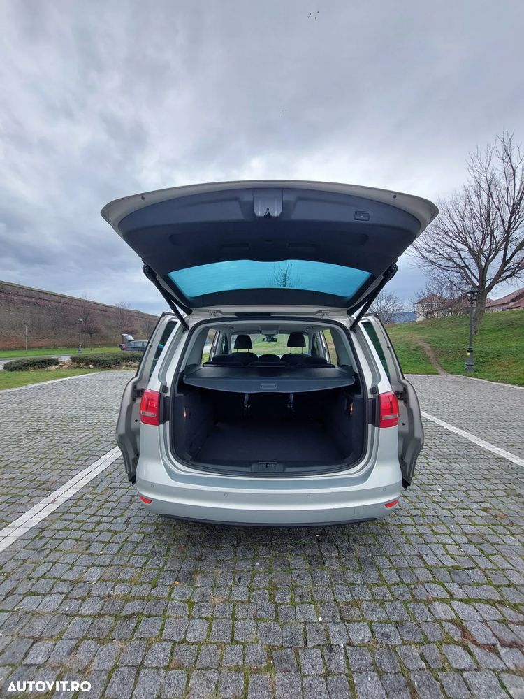 Volkswagen Sharan - 31